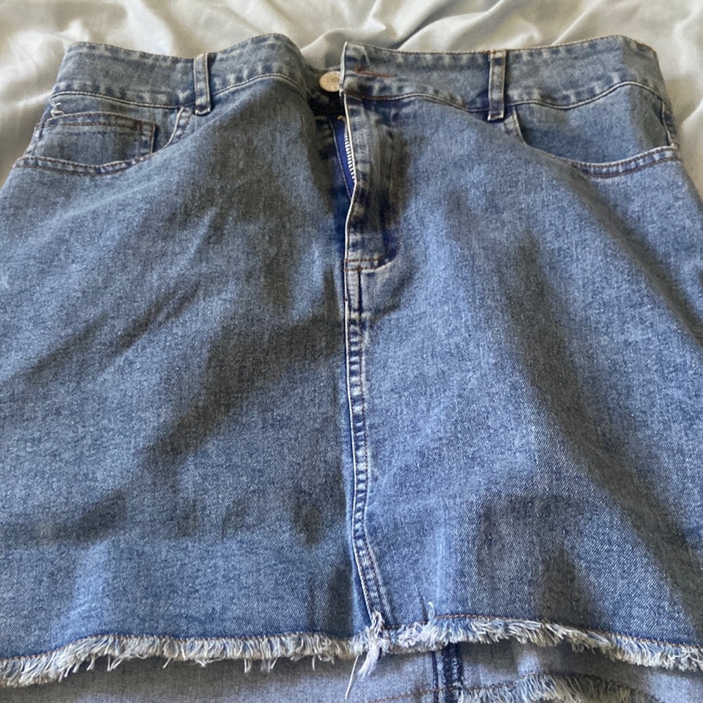 Denim skirt